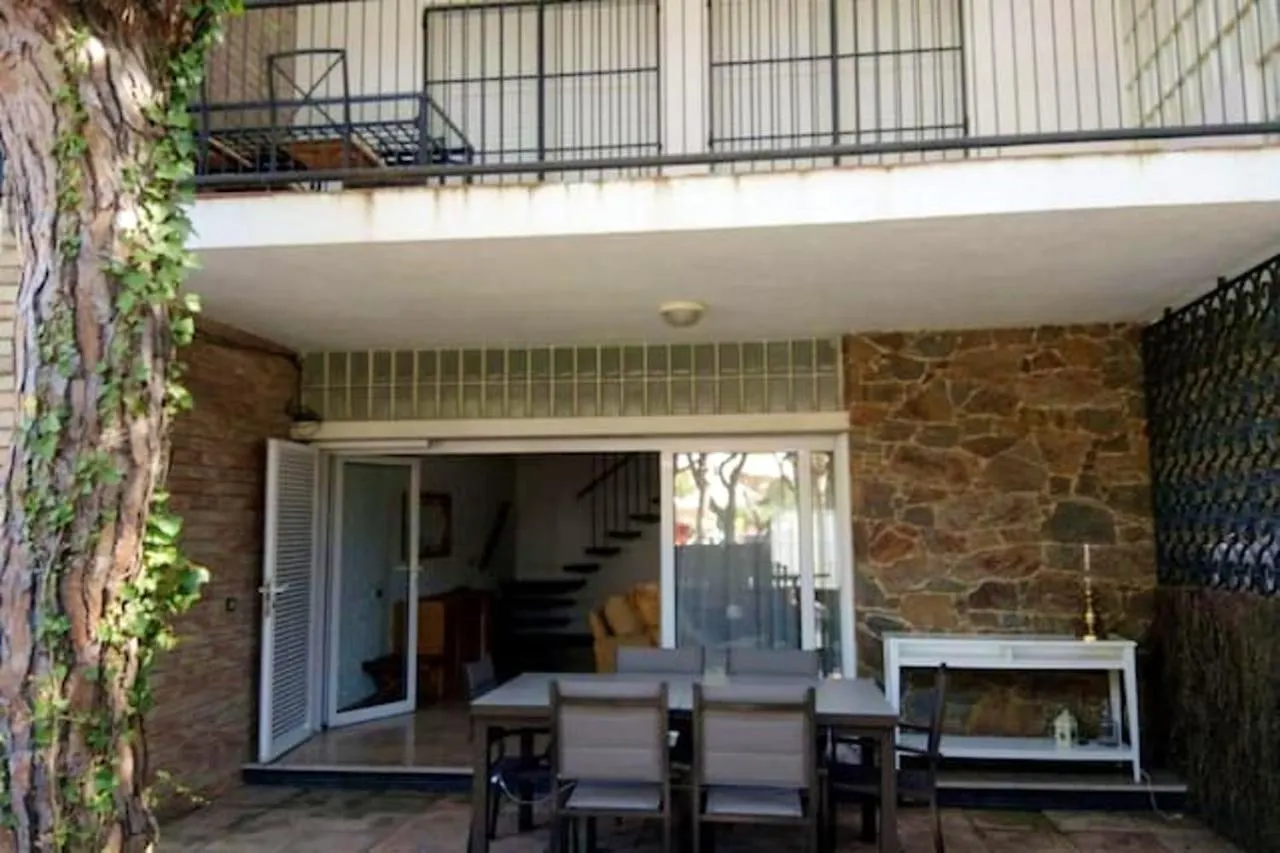בית נופש Spacious House In פלטחה ד'ארו ספרד
