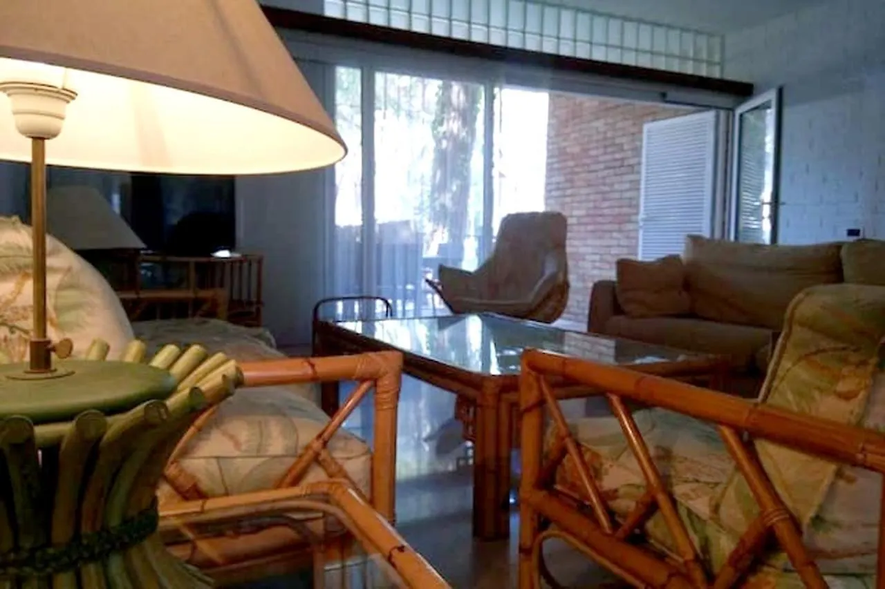 Spacious House In פלטחה ד'ארו